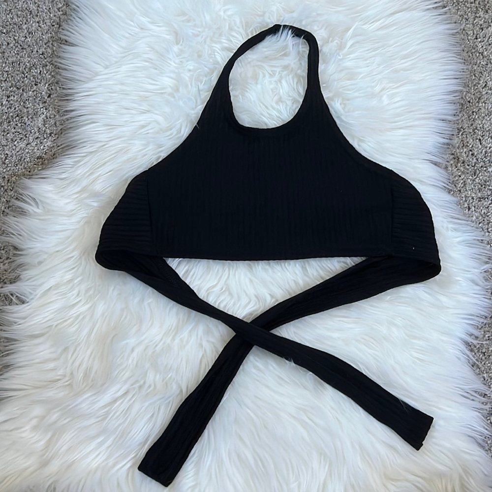 Cropped black halter top